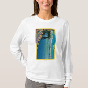 Tittar in mot Zephyrcoven, Mt. Tallac in T-shirt