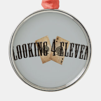 Tittar logotyp 4 elva julgransprydnad metall