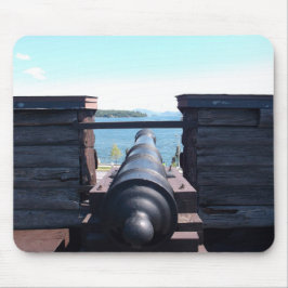 Tittar ner cylindern musmatta