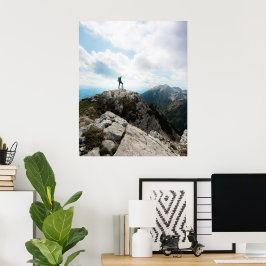 Tittar över nytt äventyr poster