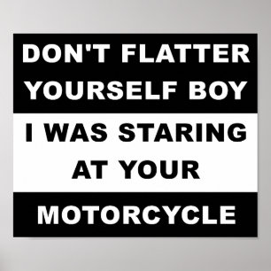 Tittar på din motorcykel Roligt Affisch