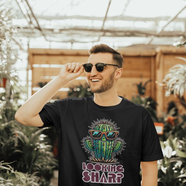 Tittar Vassa Coola Cactus T Shirt (Skapare uppladdad)