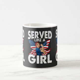 Tjänstgjort Som En Tjej Kvinnlig Veteran Militära Kaffemugg