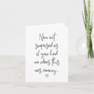 Tjej-till-tant-kort med 'Spela förvånad' Kort
