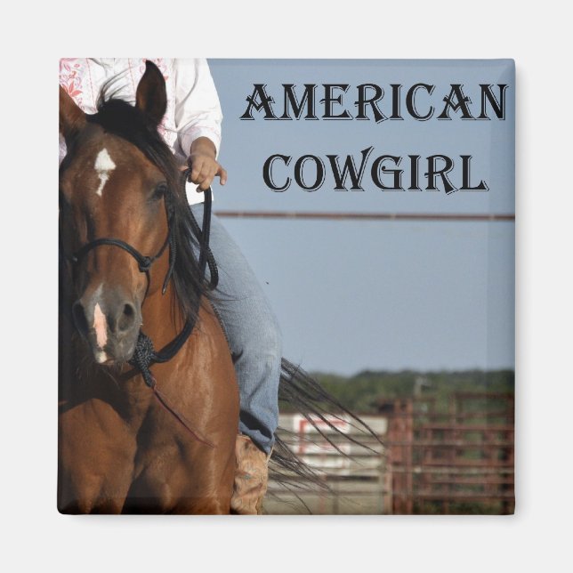 Tjejen med "American Cowgirl" Square Magnet." Magnet (Framsidan)