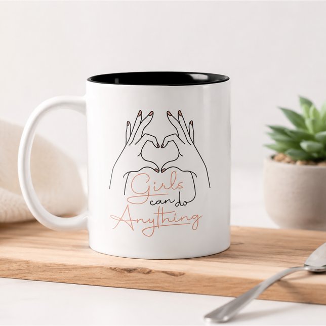 Tjejer Kan Göra Vad Som Helst Två-Tonad Mugg (Girls can do Anything Mug)