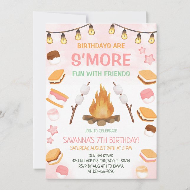 Tjejers mysiga lägereld S'mores Födelsedagsfest Inbjudningar (Framsida)