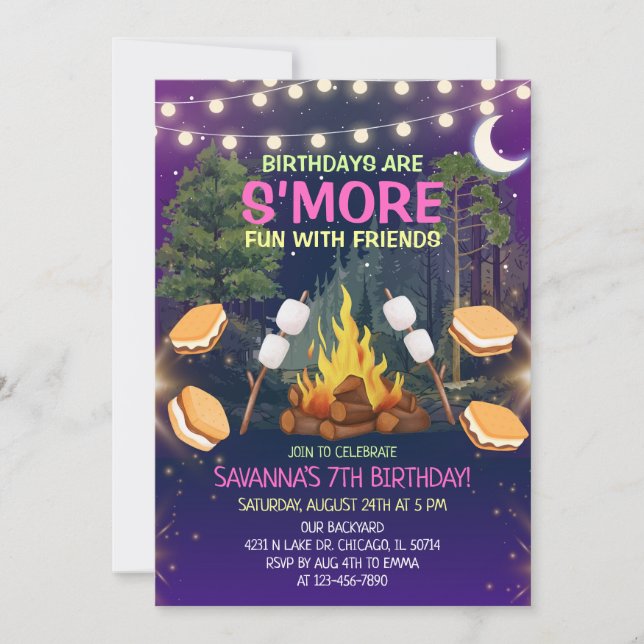 Tjejers mysiga lägereld S'mores Födelsedagsfest Inbjudningar (Framsida)