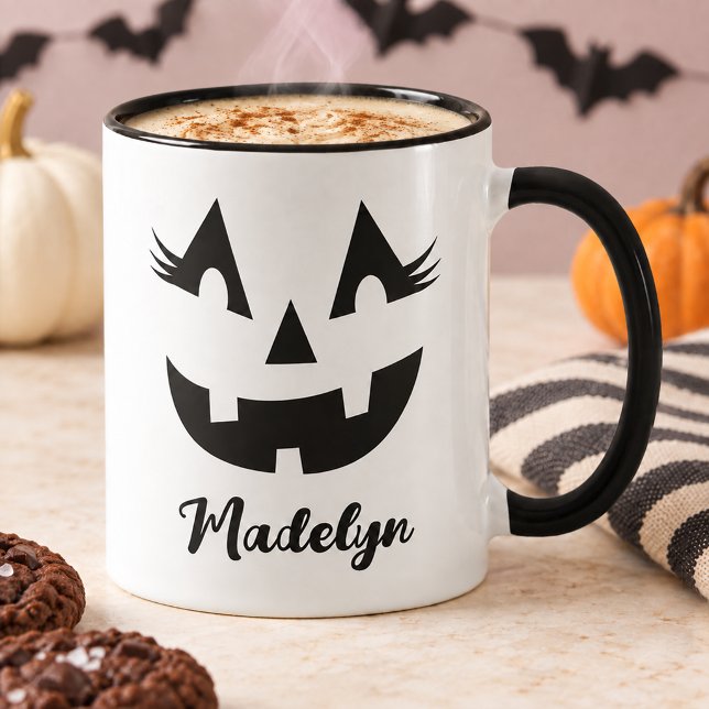 Tjejig Jack O Lantern Skriptnamn Halloween Mugg (Skapare uppladdad)