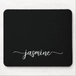Tjejigt Enkelt Svart Personligt Monogramnamn Musmatta<br><div class="desc">Elegant flickaktig svart enkel minimalistisk monogram namn underskrift script anpassad personlig musmattor. Dessa mönster har ditt förnamn i en vacker handstils-svans font typografi i vitt på svart bakgrund. Dessa är lätta att anpassa. Stor stilfullt feminint present för födelsedag, mors dag, bröllopsdusch, 16-årsdag och Det är för tjejen som älskar unika...</div>