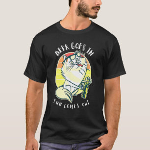Tjock Katt som dricker öl kommer ut i Roligten und T Shirt