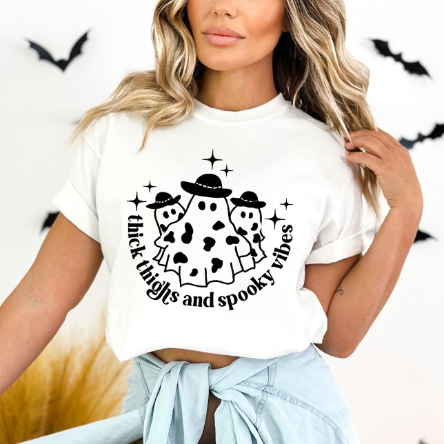 Tjock Thighs & Spooky Vibes Halloween T Shirt (Skapare uppladdad)