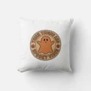 Tjocka lår och läskiga stämningar Ghost Halloween  Kudde