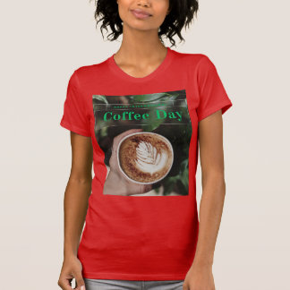 Tjordeformering av den moderna Internationell-kaff T Shirt