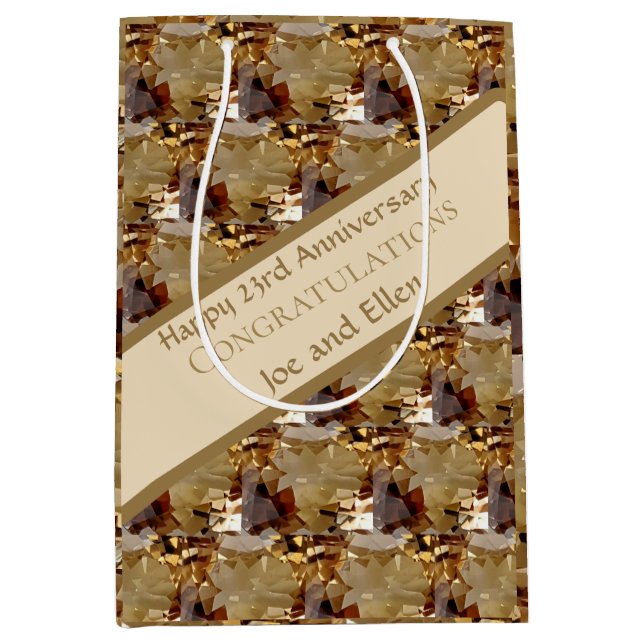 Tjugotredje Bröllop, Topaz (Framsidan)