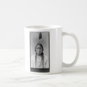Tjur för sitta för Lakota indian högsta Kaffemugg