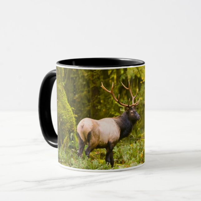 Tjur Roosevelt Elk står i äng Mugg (Framsida vänster)