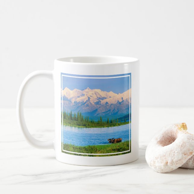 Tjurälg i Wonder Lake Kaffemugg (Med munk)