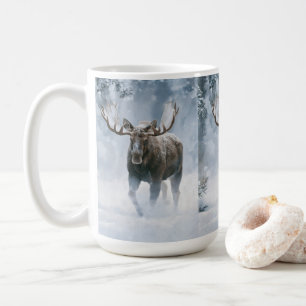 Tjurälg som går genom boreal snö kaffemugg