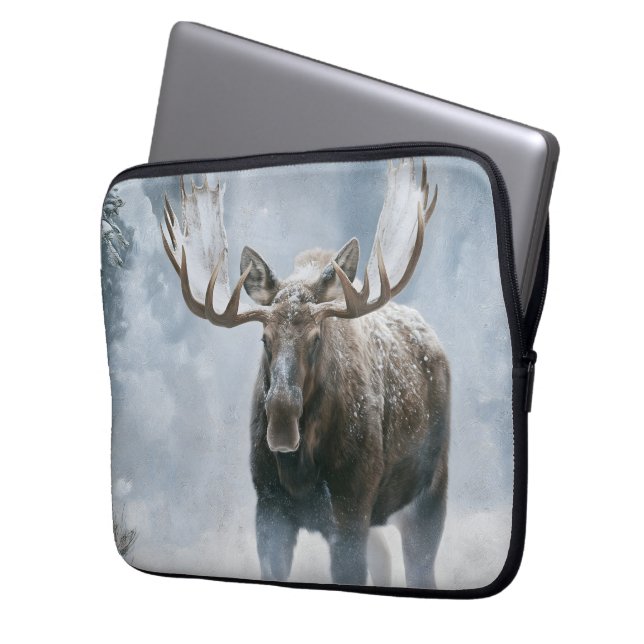 Tjurälg som går genom boreal snö laptop fodral (Framsidan Vänster)