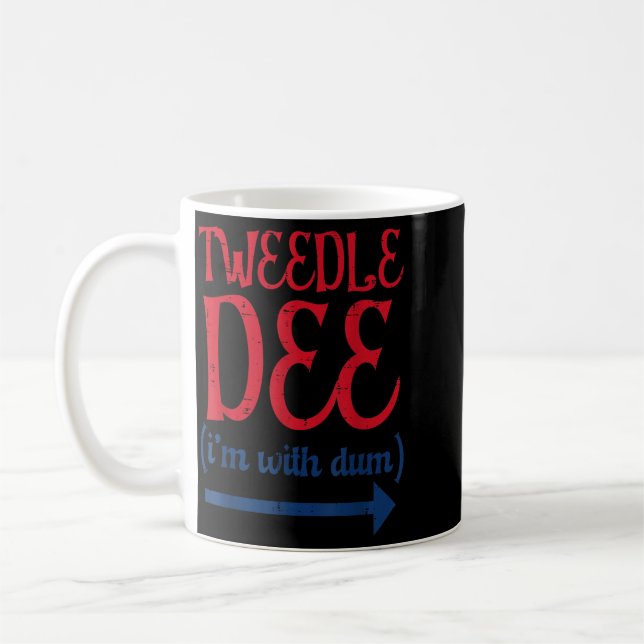 Tle Dee Med Dum Halloween Matchande Kostym Kvinnor Kaffemugg (Vänster)