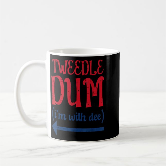 Tle Dum Med Dee Halloween Matchande Kostym Män Kaffemugg (Vänster)
