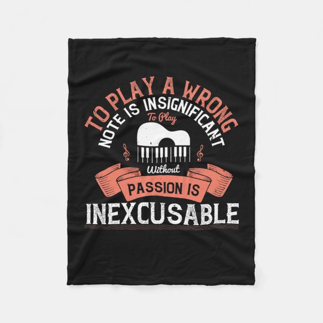 To Play A Wrong Note Is Insignificant Fleecefilt (Framsidan)