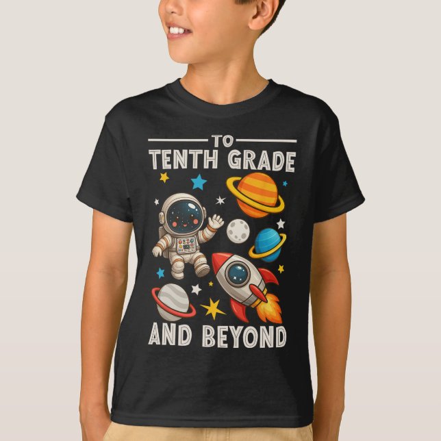 To Sophomore And Beyond Astronaut Funny Back To Sc T Shirt (Framsida)