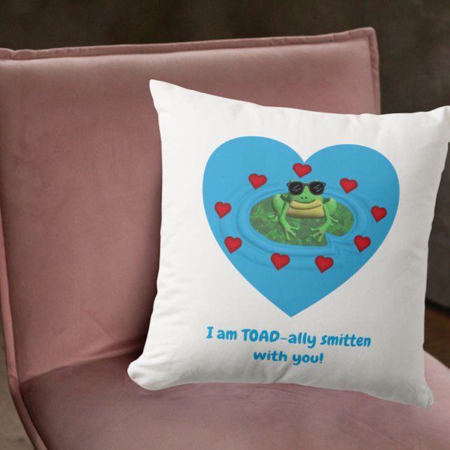 Toad-ally smitten with you kudde (Skapare uppladdad)
