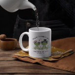 ©Toadally i Kärlek Frog Couple Rustic Bröllop Kaffemugg<br><div class="desc">Cute grosbröllop eller gåva personlig mugg. **Samordnade mallar finns i samlingen som visas nedan eller genom att klistra in den här URL:en i webbläsaren: https://www.zazzle.com/collections/toadally_in_love_cute_frog_wedding_suite-119059437810428560?rf=238919973384052768&CMPN=share_dclit&lang=en&social</div>