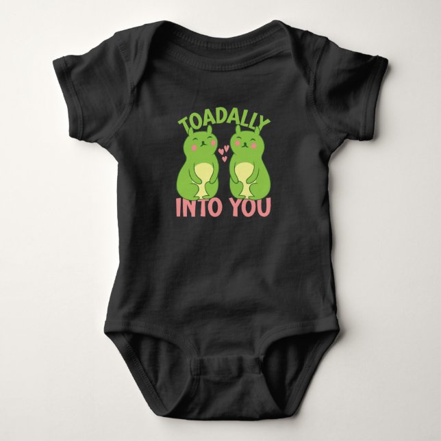 Toadally in to You Funny Frog Valentine Day Pun T Shirt (Framsida)