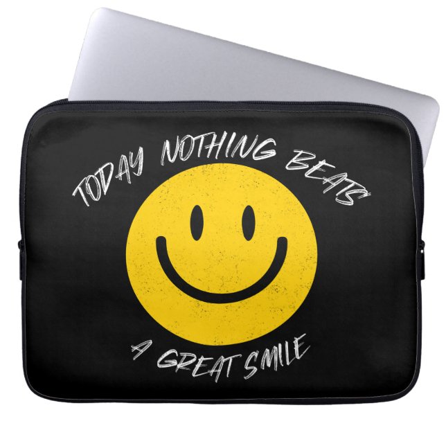 Today Nothing Beats a Great Smile Laptop Fodral (Framsidan)