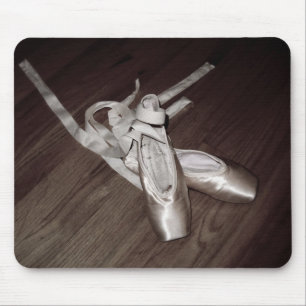 "Toe Shoes" Mousepad Musmatta