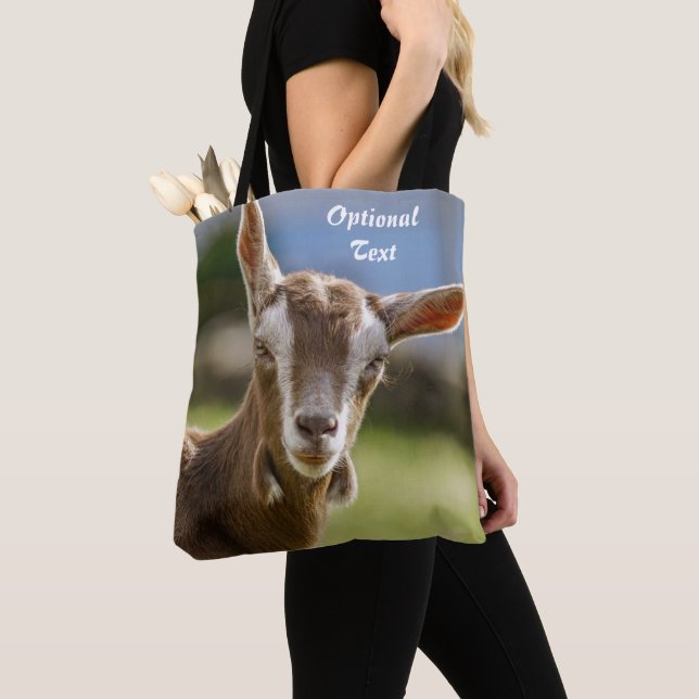 Toggenburg Dairy Goat Kid Tygkasse (Närbild)
