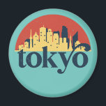 Tokyo Japan City Skyline Retro Cityscape Art Magnet<br><div class="desc">Vintage- och reflexritorier med vackra skyliner, attraktion och cityscape-konst. Coola skyscraper och byggnad silhuette illustrerar handelsvara för turister och resenärer. Perfekt som souvenir att ta med sig hem när man reser hela världen runt. Spara minnet av din resa och semester med familj och vänner. Bakgrunden till färg kan anpassas till...</div>