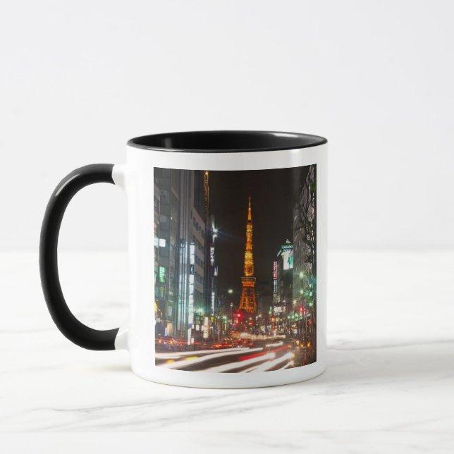 Tokyo, Japan. Tokyo Tower är en kommunikations Mugg (Vänster)