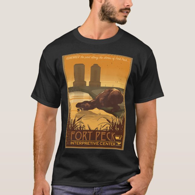 Tolkningscenter för fort Peck T Shirt (Framsida)