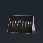 Tom Anpassade Chanukah-hälsningskort 2 Helgkort<br><div class="desc">Lit Chanukah ljus mot svart bakgrund. Anpassa för att lägga till din egen hälsning.</div>