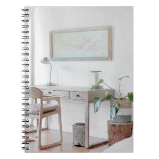 TOM DESK NÄRA KURTAN ANTECKNINGSBOK