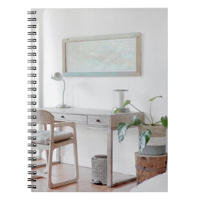 TOM DESK NÄRA KURTAN ANTECKNINGSBOK (Framsidan)