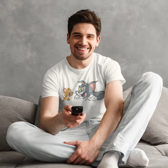 Tom och Jerry Make Ansikte Tee Shirt (Man wearing t-shirt)