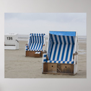 tomma strandstolar på stranden poster