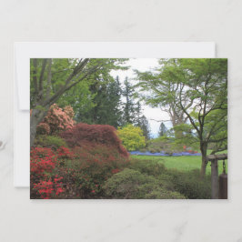 Tomt inbjudan med mycket vacker trädgårdsfoto