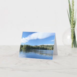 Tomt kort, Sjö, Blå himmel och skog Tack Kort