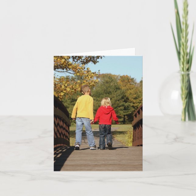 Tomt kort - ungar överbryggar på (Framsida)