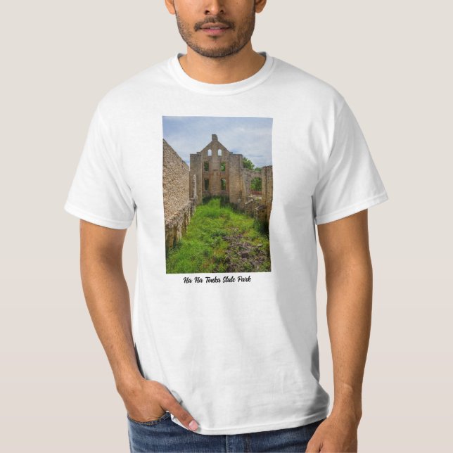 Tomt rum Ruins T-Shirt (Framsida)