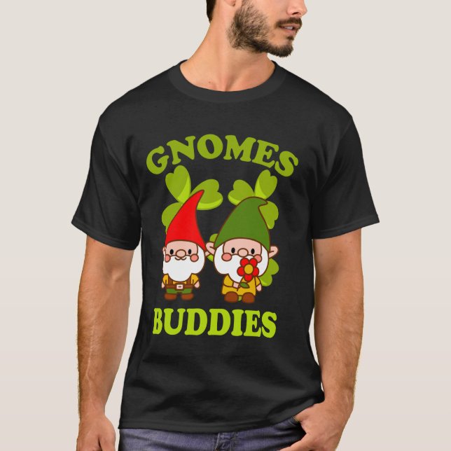 Tomtar Kompisar Whimsical Trädgårds Nöje T Shirt (Framsida)