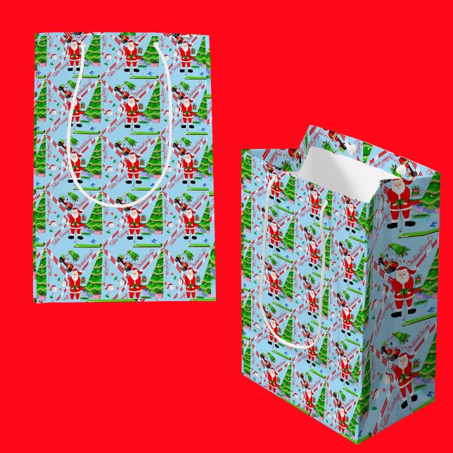 Tomte golfar vid julgranen (Festive Golf Gifting! Fill with golf-themed surprises, share holiday joy!)