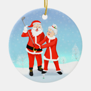 Tomte hjälper Mrs Claus med hennes golfsväng Julgransprydnad Keramik