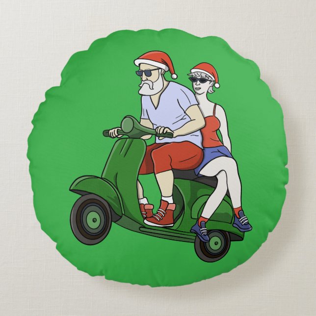 Tomte och fru Tomte som kör scooter Rund Kudde (Framsidan)